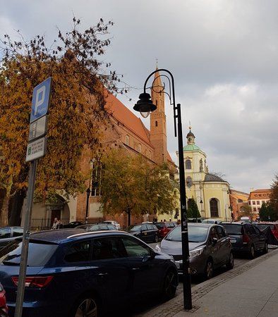 Catedral de San Vicente y Santiago